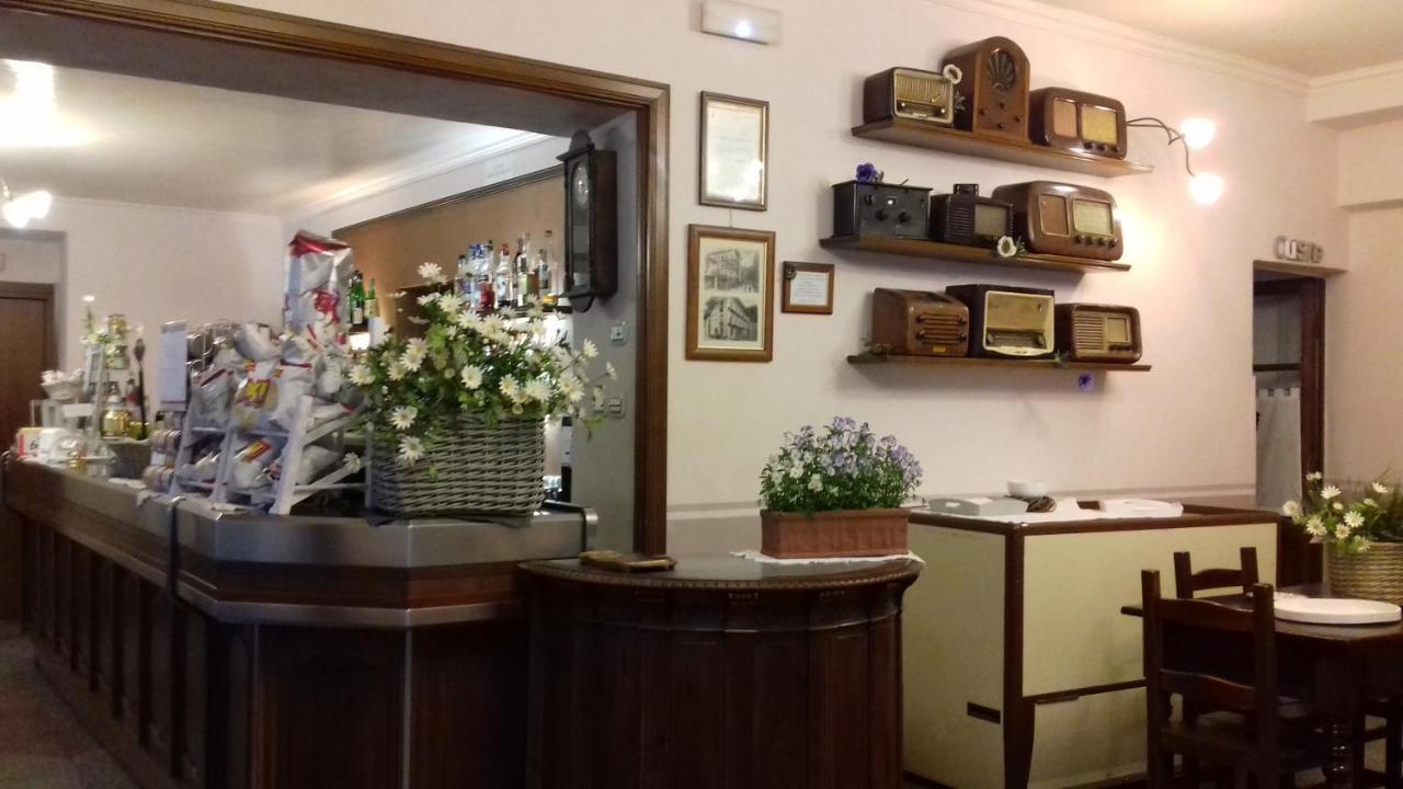 Bed and Breakfast Stella D'Italia Sparone Esterno foto